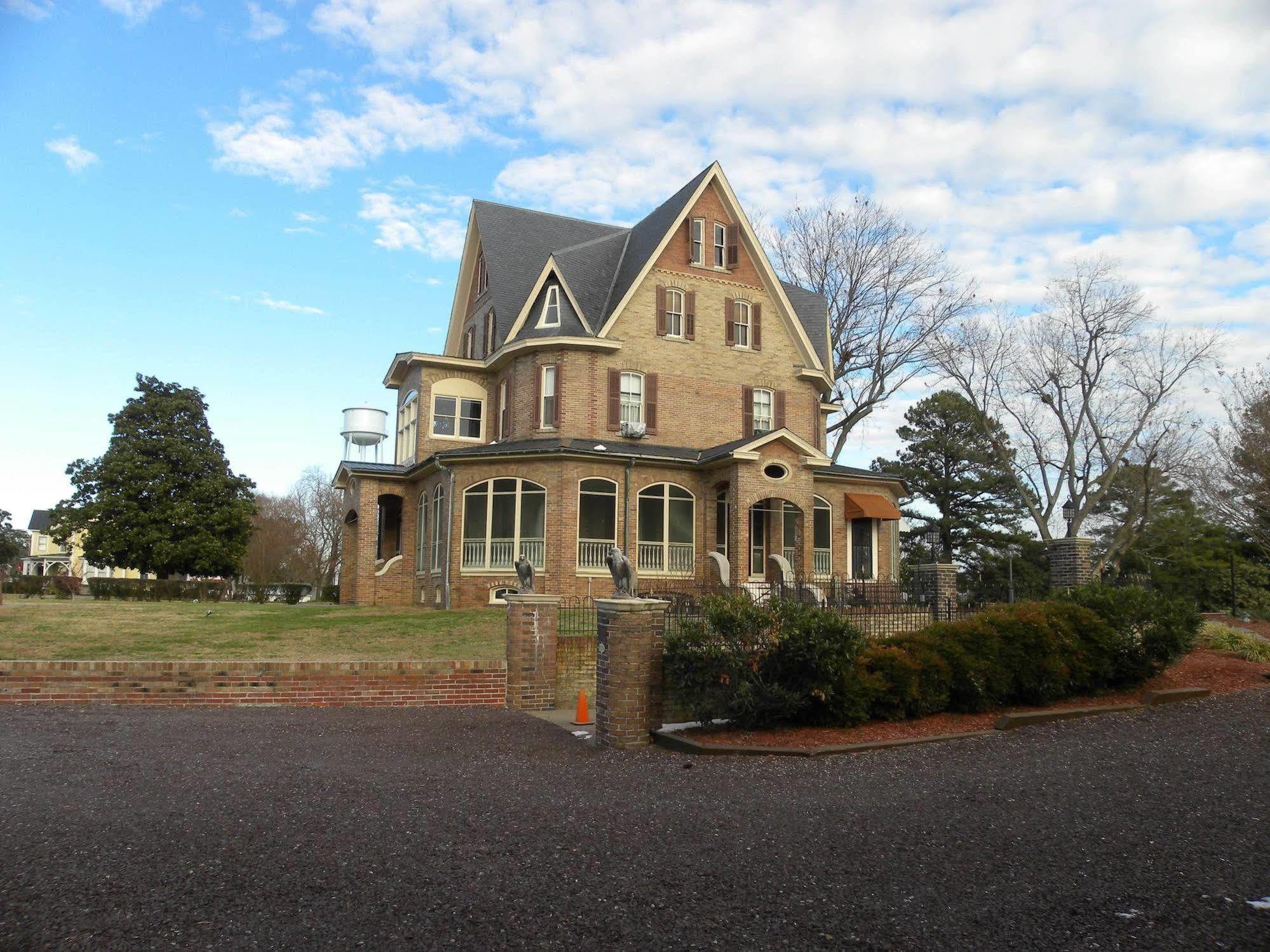 The Gables Victorian Mansion Bed And Breakfast Inn Reedville Esterno foto